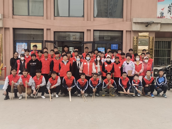 青春志愿 爱在社区—汽车工程系志愿服务白石社区活动