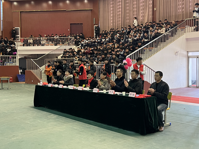 汽车工程系2024年“同心致远，聚力腾飞”元旦文艺汇演