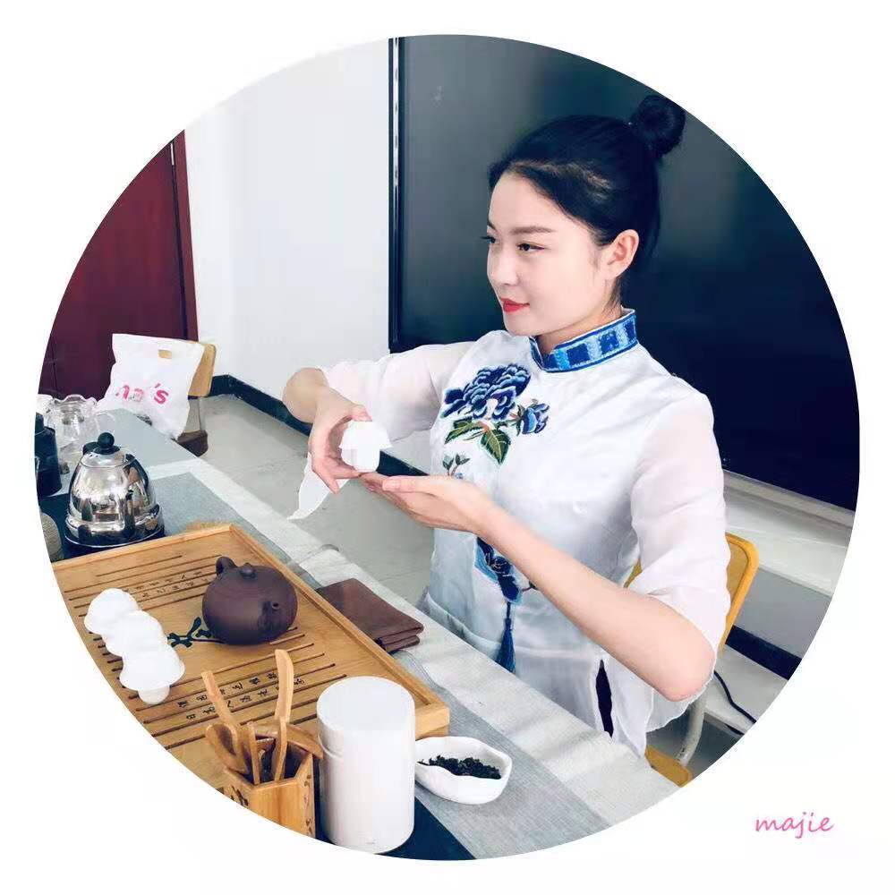 唐山劳动技师学院第十二届技能大赛之茶艺表演